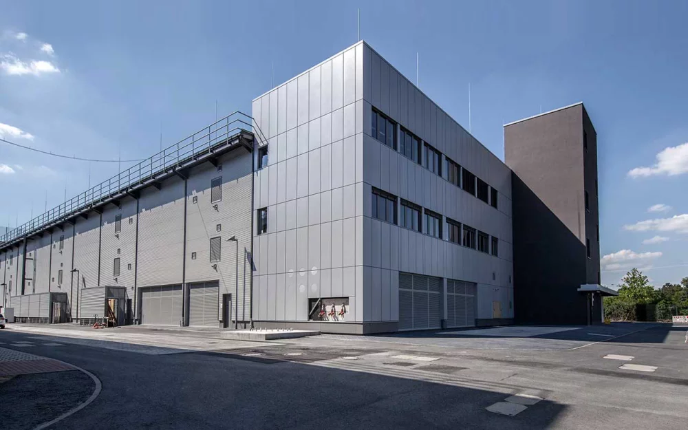 NTT DATA FRA-1, Frankfurt am Main, Germany